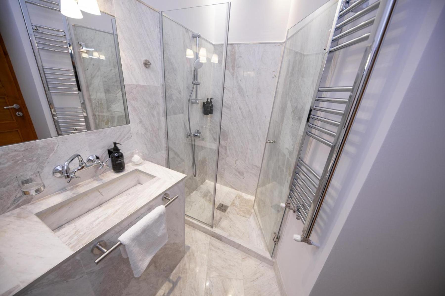 Rainforest Studio Downtown By Pretty Apartments بوخارست المظهر الخارجي الصورة