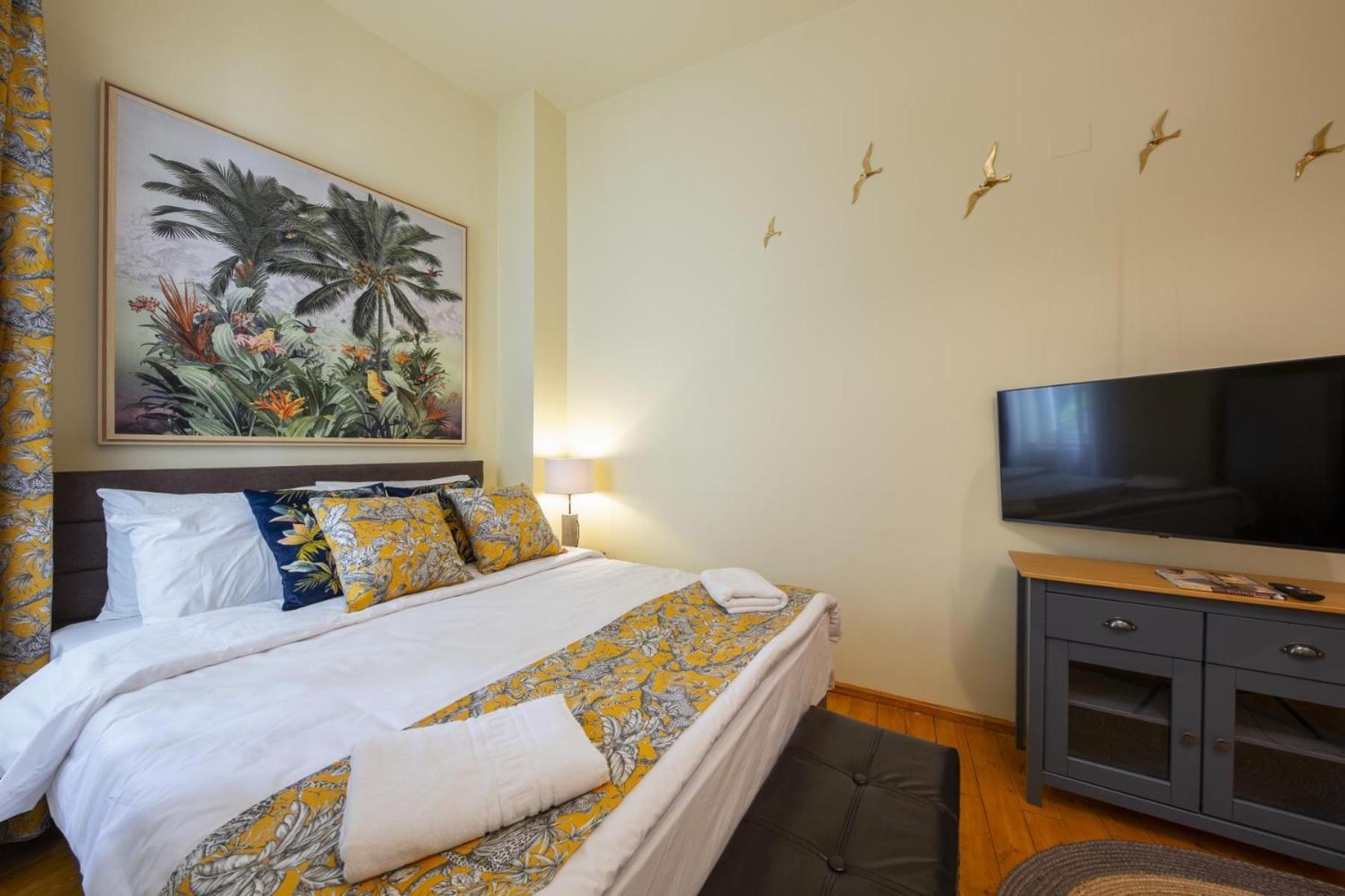 Rainforest Studio Downtown By Pretty Apartments بوخارست المظهر الخارجي الصورة