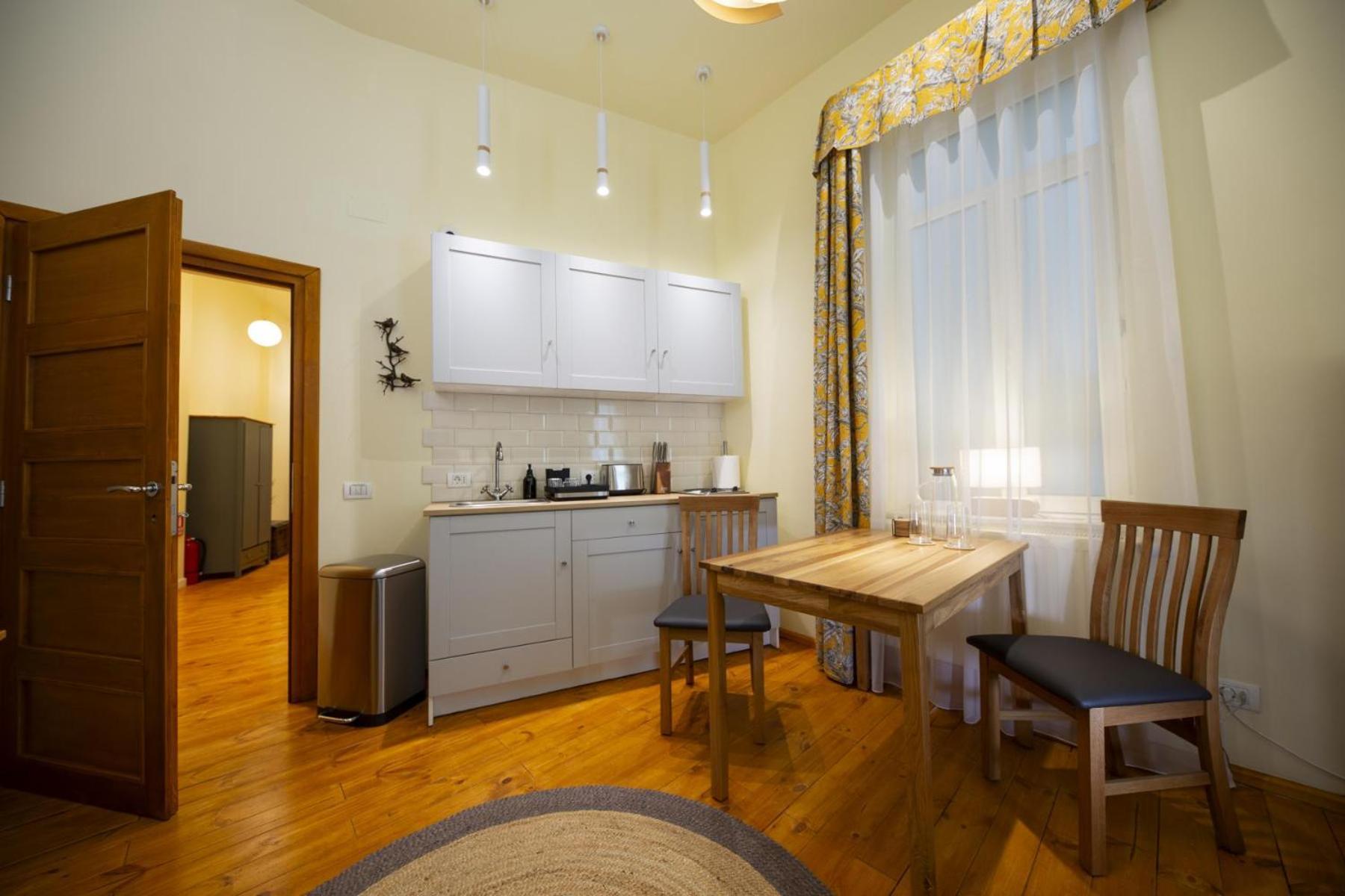 Rainforest Studio Downtown By Pretty Apartments بوخارست المظهر الخارجي الصورة